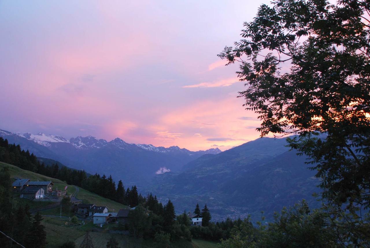 Maison Grivon Incanto E Vista Sulla Valle Villa Charvensod Exteriör bild